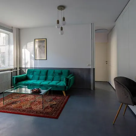 Apartament 4 Kicks